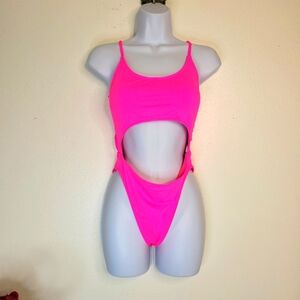 Meyeeka neon pink swimsuit 🩱 size medium.